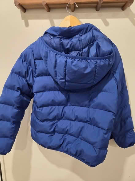 Photo of free Kids Uniqlo Oufftech Washable Parka (Dundas St E & Greenwood Ave) #2