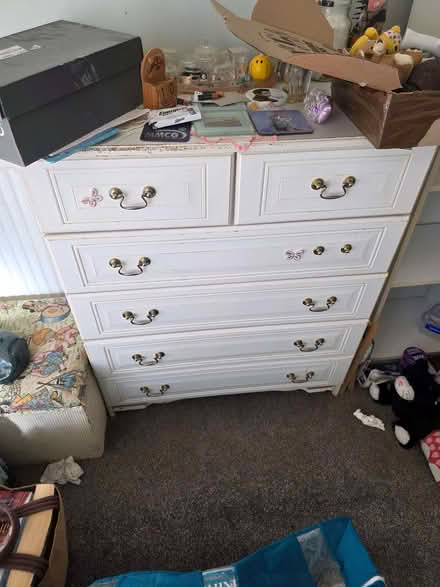Photo of free 2 shelves 1 old drawers (Harrogate HG1) #3