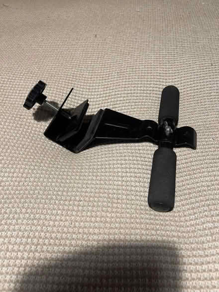 Photo of free Under Door Sit Up Bar (Norwich and Surrounding Area) #1