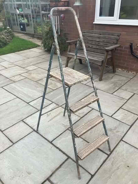 Photo of free Stepladder (Shelton SY3) #3