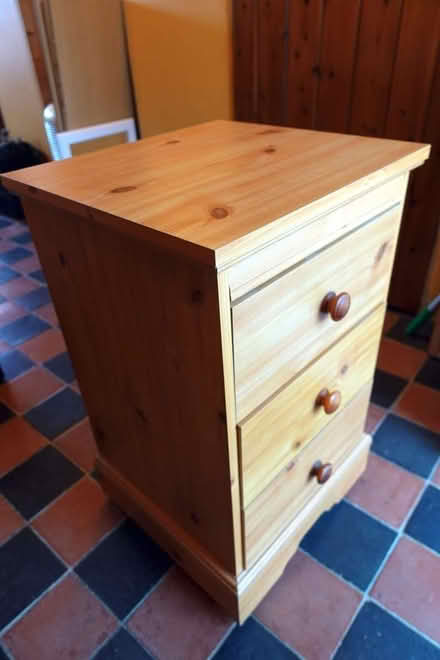 Photo of free Small items of furnitue (Fincham PE33) #2