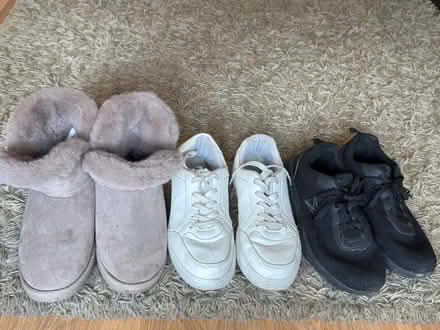 Photo of free Female boot/ sneakers EU 40/41 (Levenshulme M19) #2
