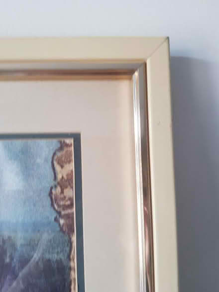 Photo of free Large Cream Picture Frame (BA1) #3