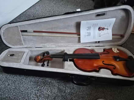 Photo of free Violin (Stradbroke S13) #1