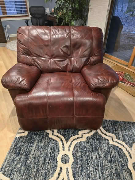 Photo of free Reclining Love Seat and Large Chair (Between Cedar Sprngs-Kent City) #1