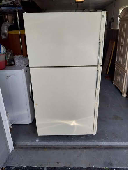 Photo of free Large Top & Bottom Refrigerator (Sunrise) #1