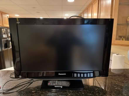 Photo of free TV and DVD Player Wall Mount (Rochester) #2