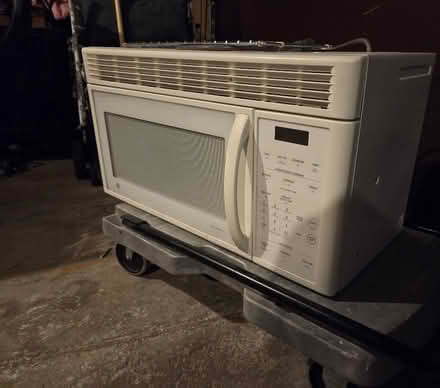 Photo of free Above range microwave (Farmington @ 11 Mile) #1