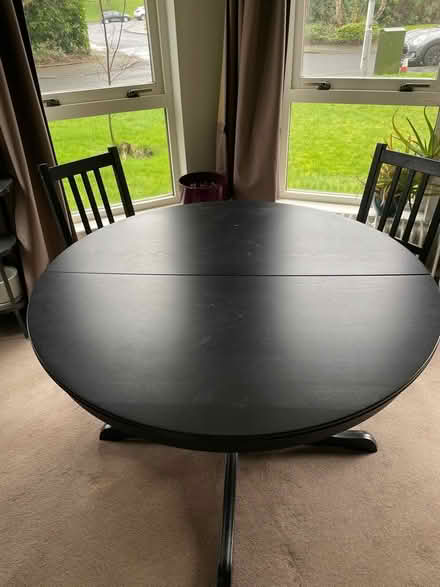 Photo of free Extendable table and two chairs (Kelvinside G12) #3