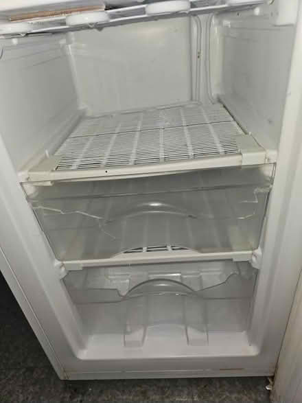 Photo of free Fridgefreezer (Sr5 4rg) #1