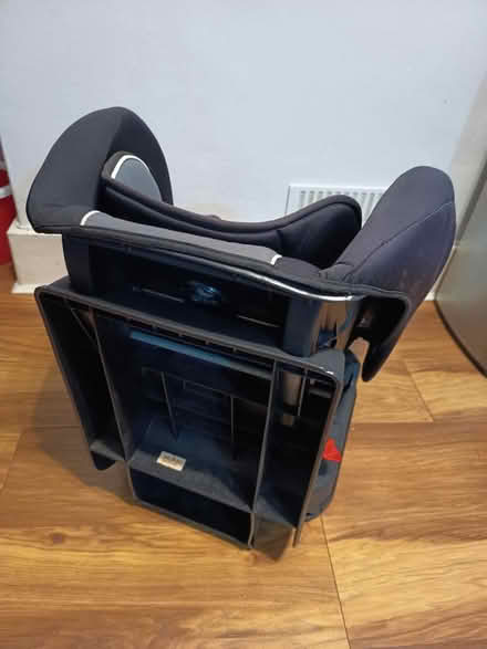 Photo of free Child's car seat (Hastings TN34) #2