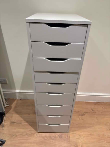 Photo of free Tall chest of draw - Excellent condition (Welling DA16) #1