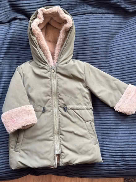 Photo of free Girl jacket 3-5years (Levenshulme M19) #3