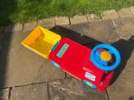 Photo of free Toy sit on truck (Frankwell SY3) #2