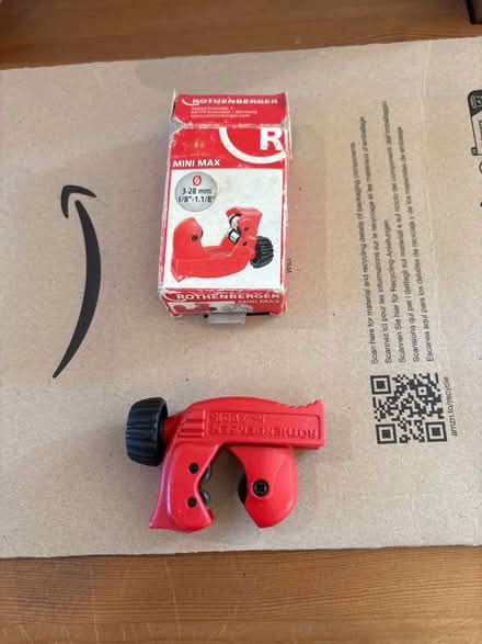 Photo of free copper tube cutter (Thames Ditton KT7) #1