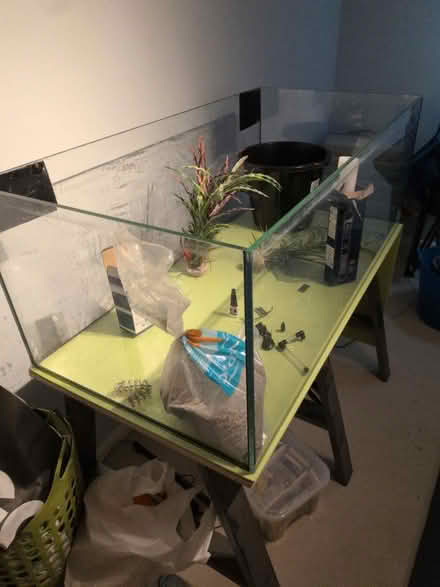 Photo of free 4 foot aquarium (Balsall common CV7) #1