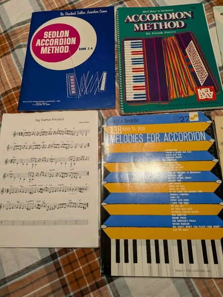 Photo of free Accordion/piano music (Greenlake) #2
