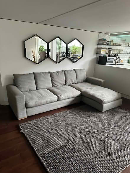 Photo of free john lewis corner sofa | chaise end | excellent condition (Highbury N5) #4