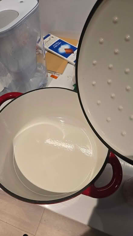 Photo of free Overmont Cast Iron Dutch Oven (SW6) #2