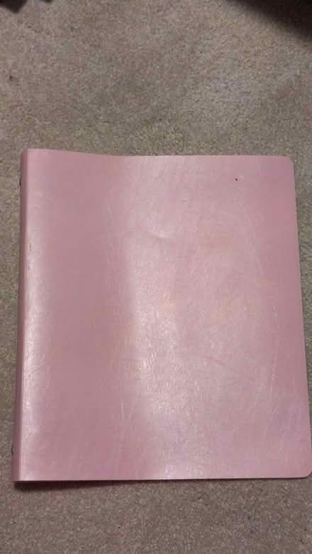 Photo of free Binders (Trafalgar/River Oaks, Oakville) #3