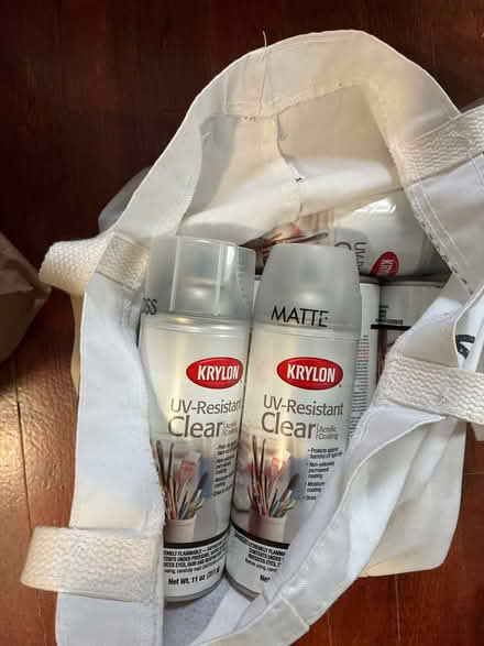 Photo of free Spray for paintings and drawings (Teele Square) #1