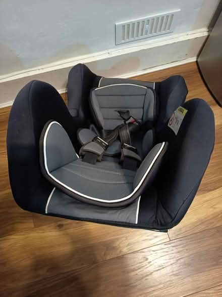 Photo of free Child's car seat (Hastings TN34) #3