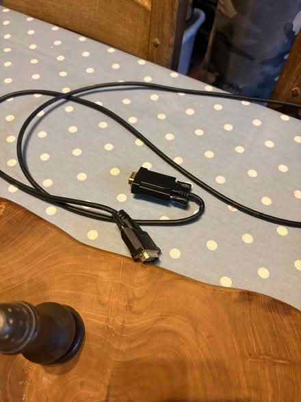 Photo of free Working monitor with cables, for computer work 60hz (Bradford on Avon BA15) #4