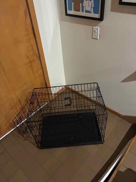 Photo of free Large metal dog crate (Mercer island) #1
