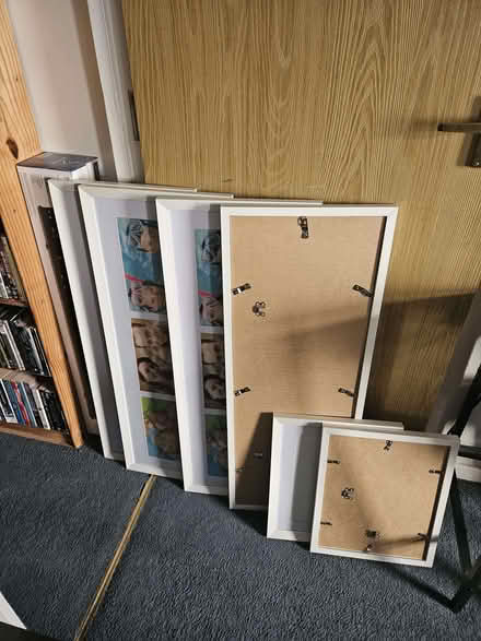 Photo of free 4 large and 2 small photo frames (Waltham Abbey EN8) #1