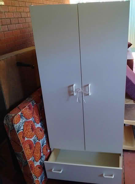 Photo of free White wardrobe (Padbury 6025) #1