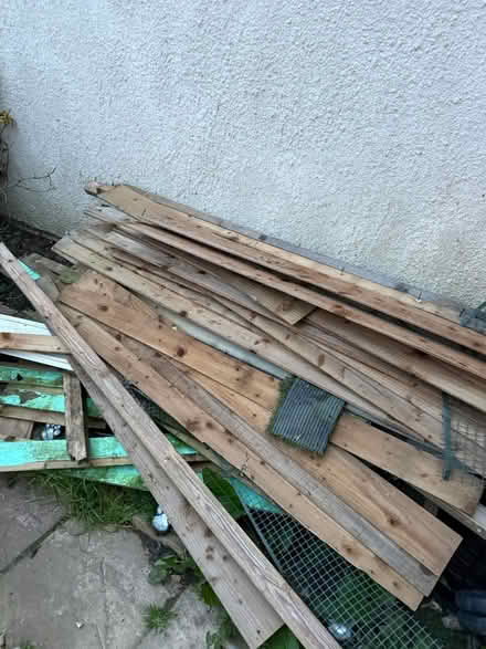Photo of free Loads of wooden fence panels (Bridgemary PO13) #1