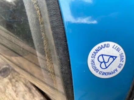 Photo of free Griffin helmet (Cutteslowe OX2) #3