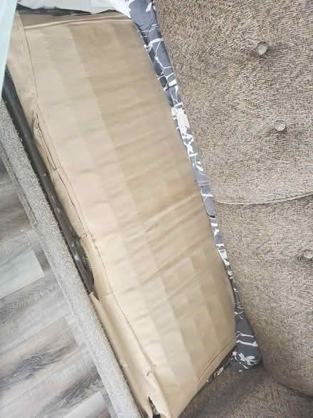 Photo of free Pull out couch (North end lindsay) #4