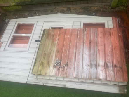Photo of free Playhouse/shed (Catford) #2