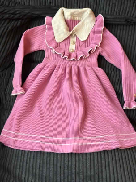Photo of free Girl Lovely thick dress 3-5years (Levenshulme M19) #3