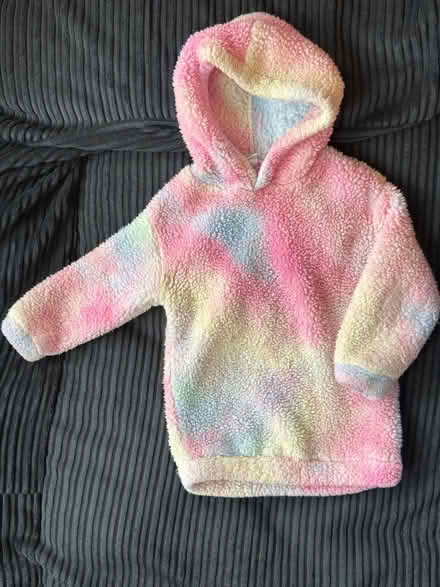 Photo of free Girl fleece hoodie 2-5years (Levenshulme M19) #2