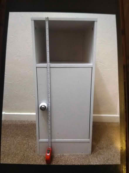 Photo of free White Cupboard (Leighton buzzard LU7) #1