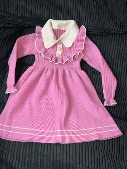 Photo of free Girl Lovely thick dress 3-5years (Levenshulme M19) #1