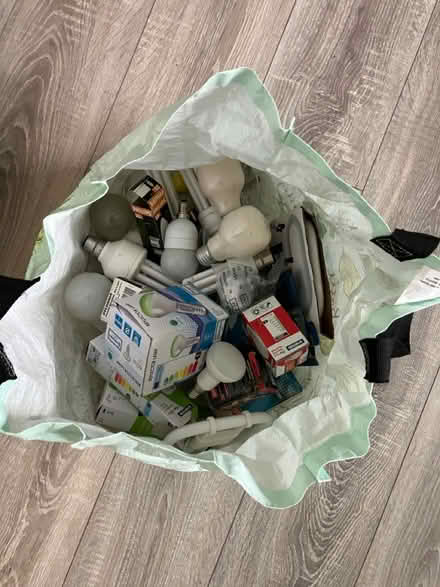 Photo of free Assorted lightbulbs (Croxley Green WD3) #1