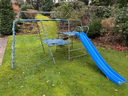 Photo of free TP climbing frame (Nether Green S11) #1
