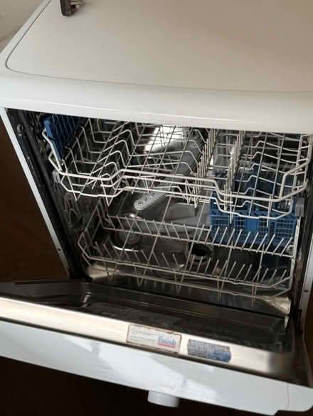 Photo of free Indesit dishwasher (ME10) #2