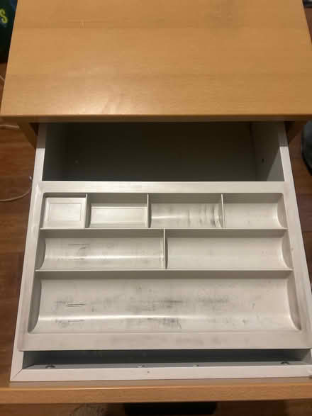 Photo of free 3 drawer filing cabinet (Wimbledon SW19) #2