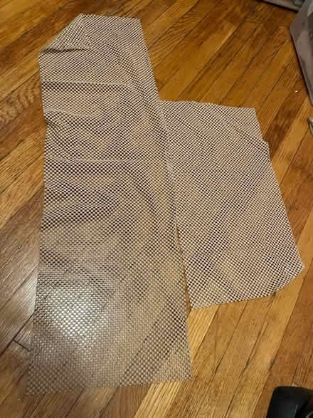 Photo of free Drawer liner? Under rug anti slip? (Winter Hill) #2