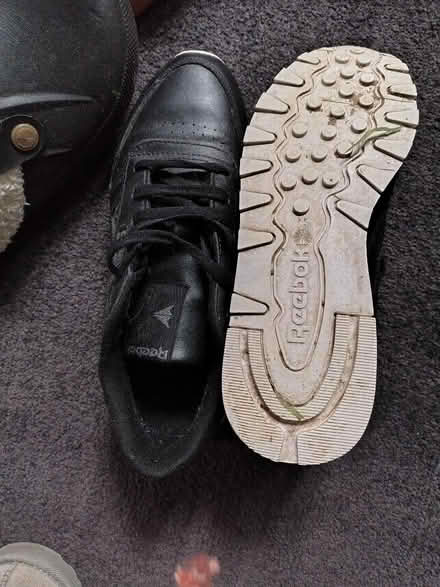 Photo of free 3 pairs of shoes (Calow S44) #3