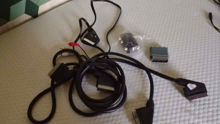 Photo of free various computer cabling coaxial etc (Station Area RG21) #1
