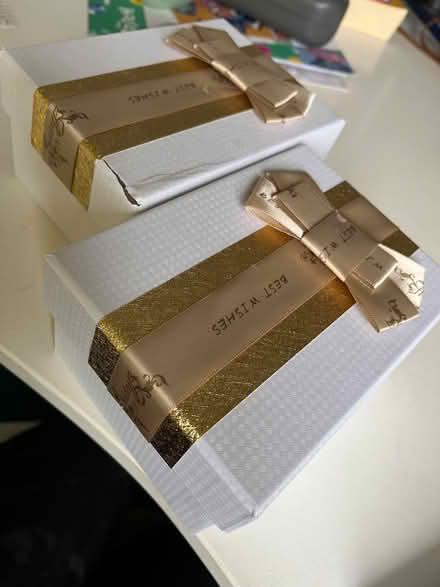 Photo of free A pair of gift boxes (Chapel Allerton LS7) #1
