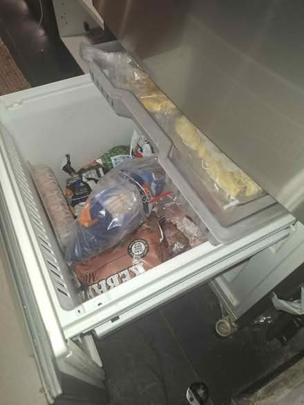 Photo of free Fridge freezer (Chesterfield. Derby rd S40) #4