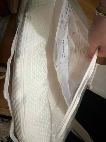 Photo of free Miniuno baby nest (Barnet, en5) #2