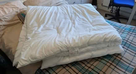 Photo of free 13.5 tog king-size duvet excellent condition (Kendal LA9) #2
