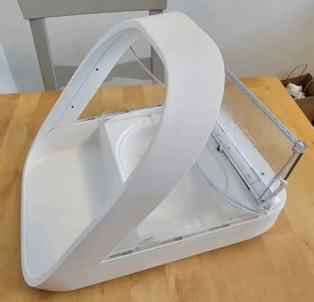 Photo of Surefeed Microchip Cat Feeder (Hulland Ward DE6) #1